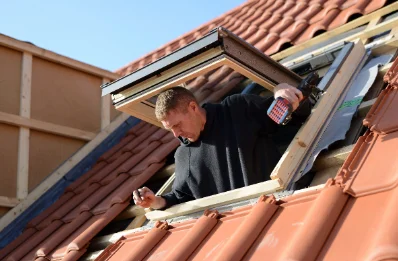 Pose de fenêtres de toit Velux à Bréhéville